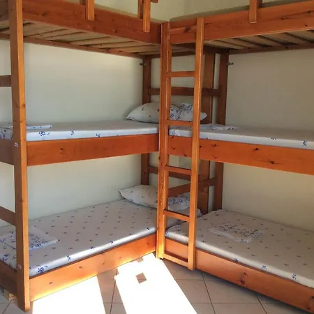 Hostel Hairy Lemon *