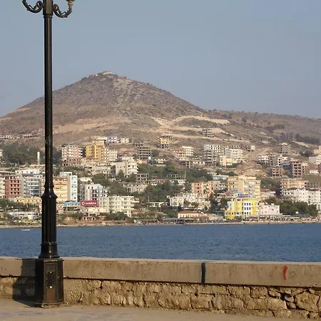 Hostel Hairy Lemon Saranda